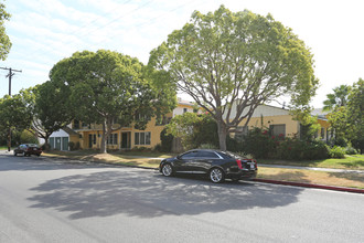 1001 12th St in Santa Monica, CA - Building Photo - Primary Photo