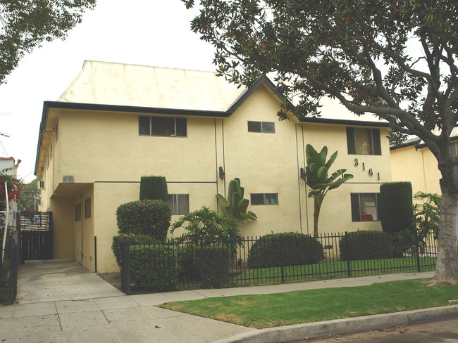 3161 Perlita Ave in Los Angeles, CA - Building Photo - Building Photo