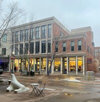 DeVisser Place in Kalamazoo, MI - Building Photo