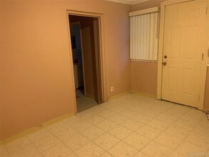 761 Donlon Ave in West Hempstead, NY - Building Photo - Building Photo