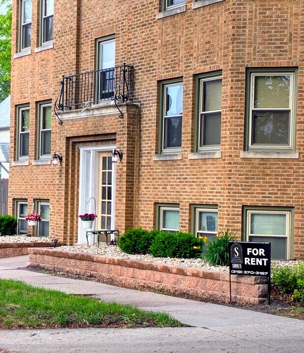 1721 15th St in Moline, IL - Building Photo