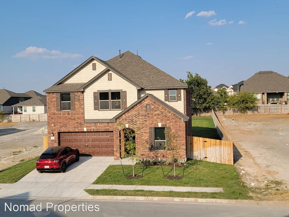 4633 Teverola Dr in Round Rock, TX - Building Photo