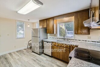4337 2nd Ave NE in Seattle, WA - Building Photo - Building Photo