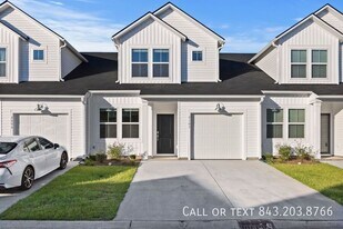 2103 Victory Wy in Myrtle Beach, SC - Building Photo