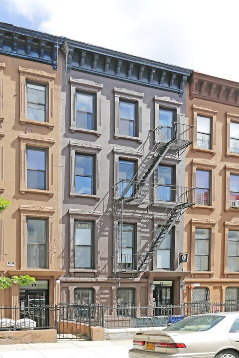 21 Herkimer St in Brooklyn, NY - Building Photo