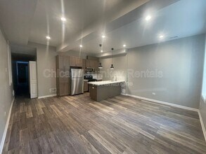 2624 W 24th St in Chicago, IL - Building Photo - Building Photo