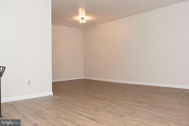 7203 Fowler St in Philadelphia, PA - Building Photo - Building Photo