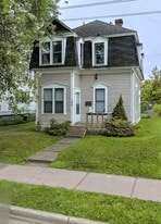 186 Dominion St in Moncton, NB - Building Photo