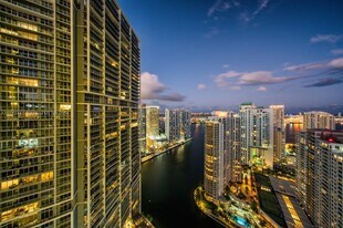 495 Brickell Ave, Unit 4004 in Miami, FL - Building Photo