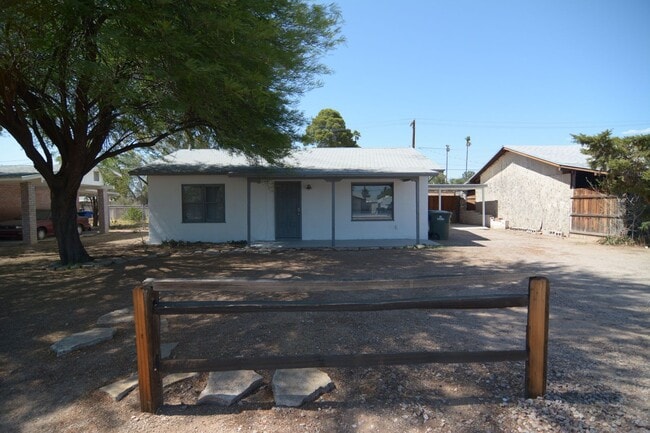 property at 3225 E 23rd St