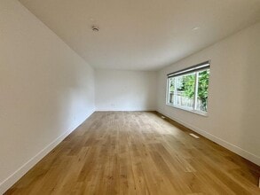 5232-201A 201A St in Langley, BC - Building Photo - Building Photo