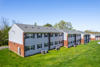 Hanover Village Apartments in Wilkes-Barre, PA - Building Photo - Building Photo