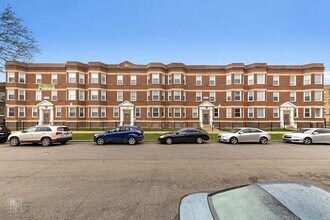 7643 S Stewart Ave Chicago, IL 60620 in Chicago, IL - Foto de edificio - Building Photo