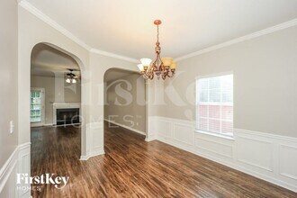 7864 Wrotham Cir in Atlanta, GA - Foto de edificio - Building Photo