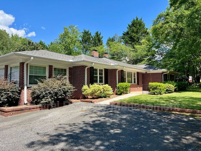 17 Farrell Kirk Ln in Greenville, SC - Building Photo - Building Photo