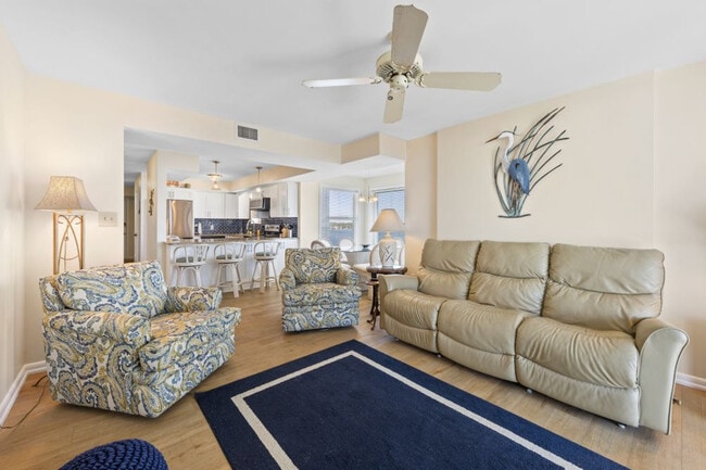 1516 Sandpiper Ln