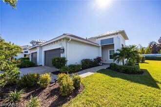 2373 Ariane Dr in Naples, FL - Building Photo - Building Photo