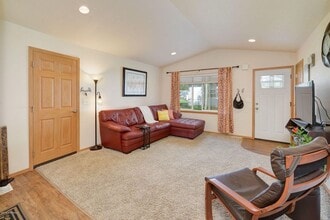 1807 Miranda Ct in Kenai, AK - Building Photo - Building Photo