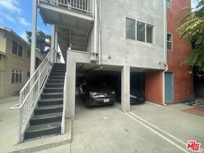 1186 W 36th St in Los Angeles, CA - Building Photo - Building Photo