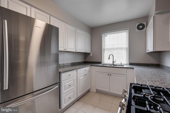 2327 Wyngate Rd in Hillcrest Heights, MD - Building Photo - Building Photo