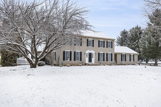 3028 Spooky Nook Rd in Manheim, PA - Building Photo - Building Photo