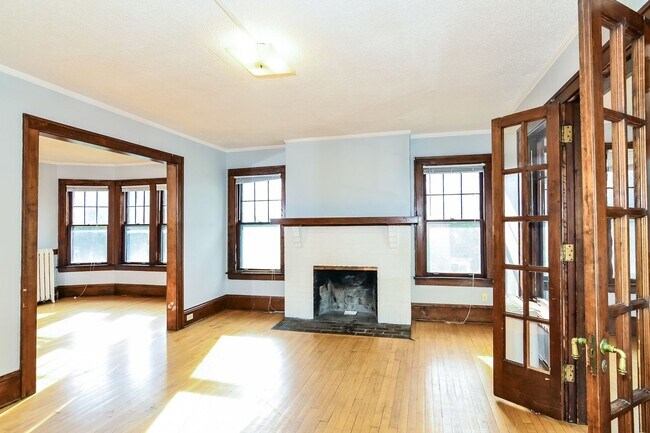 509 6th St SE in Minneapolis, MN - Foto de edificio - Building Photo