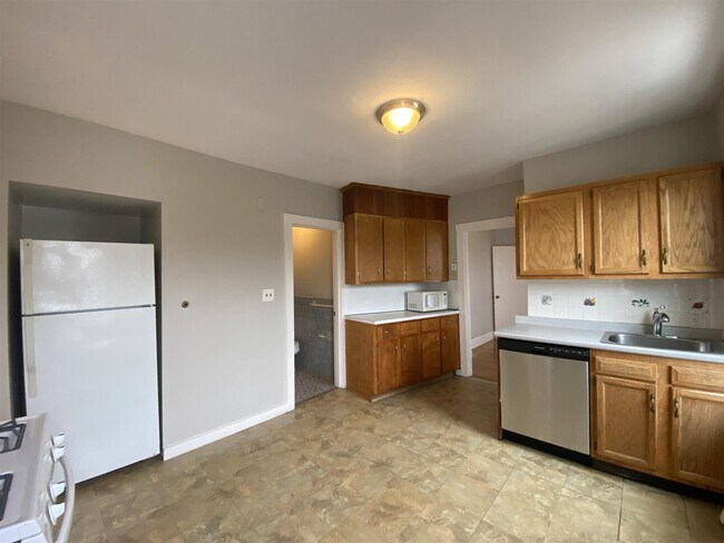 23 Elmer St in Cambridge, MA - Foto de edificio - Building Photo