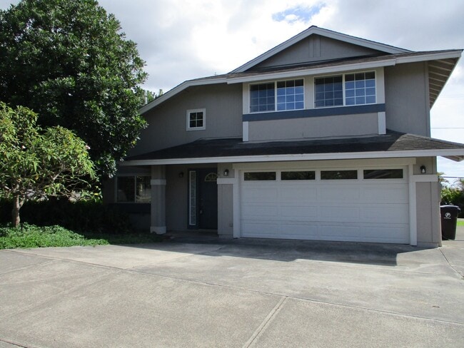 15 N Hiena Pl in Makawao, HI - Foto de edificio - Building Photo