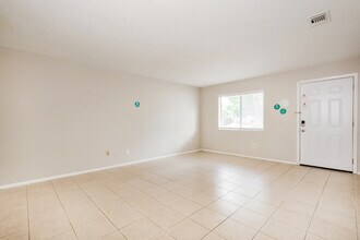 213 Moonbeam Rd in Apopka, FL - Building Photo - Building Photo