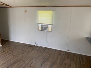 15 Coach Dr in Jackson, TN - Building Photo - Building Photo