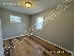 1015 Peach St in Jacksonville, AR - Building Photo - Building Photo