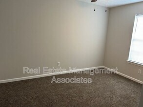 118 Tuscany Ln in Griffin, GA - Building Photo - Building Photo