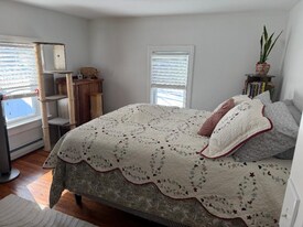 58 Spooner Ave in Warwick, RI - Building Photo