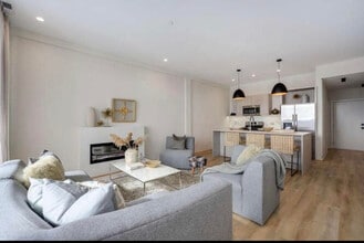 3207 N Narragansett Ave in Chicago, IL - Foto de edificio - Building Photo