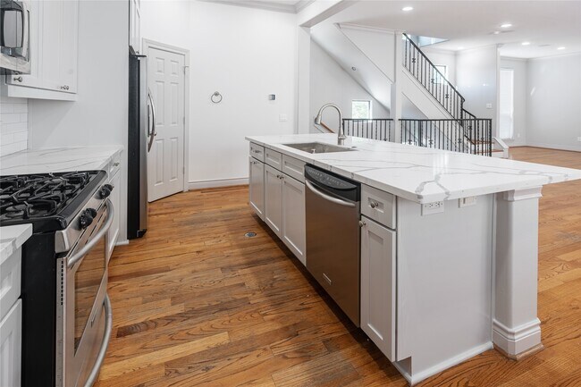 property at 3104 Hamilton St