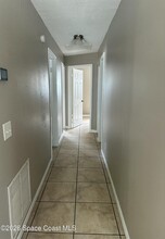 205 Crown Blvd in Melbourne, FL - Building Photo - Building Photo