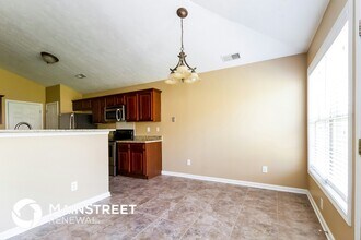 1911 Belay Way in Louisville, KY - Foto de edificio - Building Photo