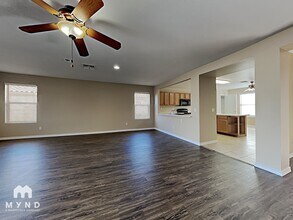 8128 W Mission Ln in Peoria, AZ - Building Photo - Building Photo