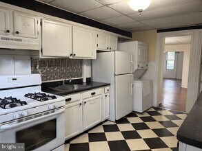 120 S King St in Gloucester City, NJ - Building Photo - Building Photo