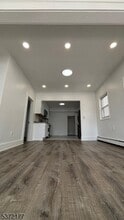 192 Beech St in Paterson, NJ - Building Photo - Building Photo