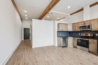 201 Leverington Ave in Philadelphia, PA - Building Photo - Building Photo
