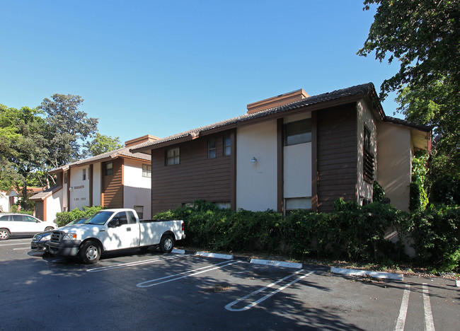 Royal Palm Townhomes in Coral Springs, FL - Foto de edificio - Building Photo