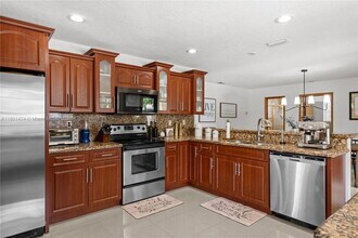 4671 SW 155th Pl in Miami, FL - Building Photo - Building Photo