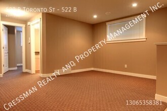 522 Toronto St in Regina, SK - Building Photo - Building Photo