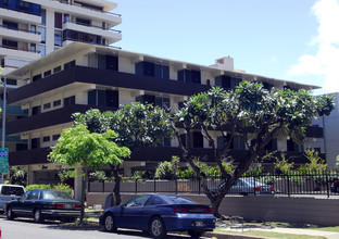 Dori Apartments in Honolulu, HI - Building Photo - Building Photo