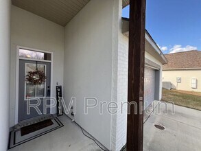 14401 Sterling Oaks Dr in Gonzales, LA - Building Photo - Building Photo