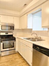 23 Riverchase Dr in Hampton, VA - Building Photo - Building Photo