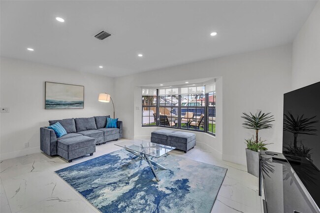 616 3rd Key Dr in Fort Lauderdale, FL - Building Photo - Building Photo