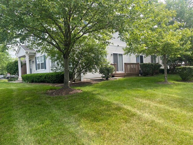 1775 Kelberg Ave in Hoffman Estates, IL - Building Photo - Building Photo