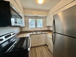 518 Anderson Blvd in Geneva, IL - Building Photo - Building Photo